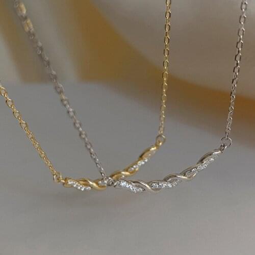 Exquisite Women Gold Color Twining Zircon Necklace Simple Crystal Clavicle Chain Silver Plated Necklace Girl Jewelry Accessories