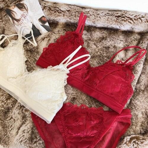 Crystal yarn embroidered lace underwear set no steel ring triangle cups gather and close the breast bra set thin sexy lingerie