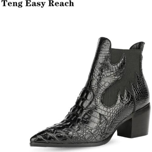 Fashion Western Cowboy Boots Women Chelsea Boots Wedge Winter Pu Leather Boots Pointed Toe Cowgirl Short 2020 Womens Sexy Boots