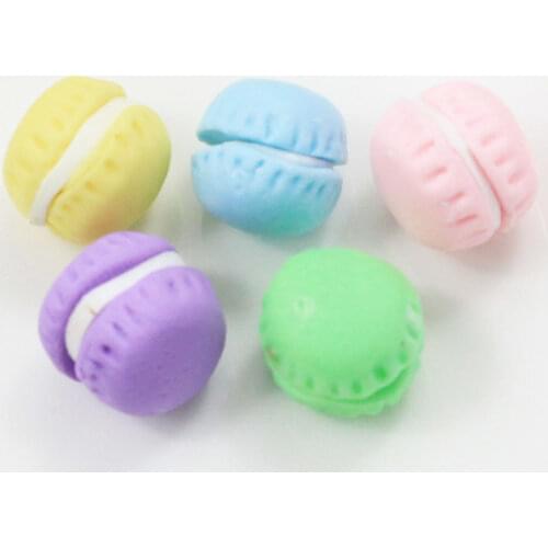 50/100pcs Wholesale 15MM Polymer Clay Cookies Cake Charms Assorted Color Bakery Cake Miniature Dollhouse Food Craft