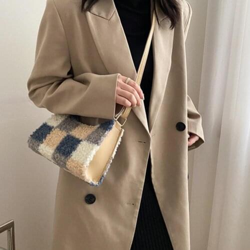 Shoulder Bag Contrast Color Portable Woolen Cloth Plush Messenger Bag for Casual 2021