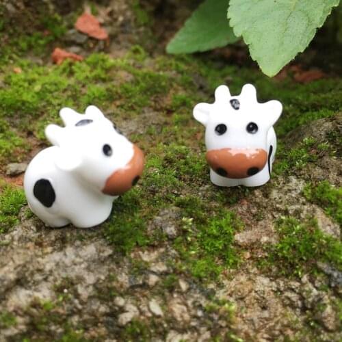 2Pcs Garden Model Toy Eco-friendly Ornament DIY Cow Miniatures Decor for Dollhouse Home Office