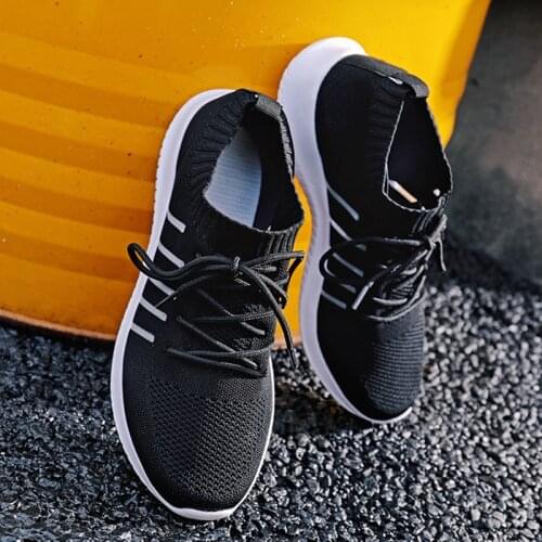 Mens Sneakers Air Mesh Breathable Flyweather zapatos de hombre Footwear Comfortable Outdoor sport shoes zapatillas mujer deport