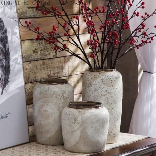 Modern and Simple Dried Flower Ceramic Flower Arrangement Vase Ornaments Retro White Ceramic Pot Flower Golden Stroke Vase