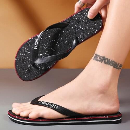Flip-flops Men Plastic Sandals Trend Leisure Indoor Home Slip Bathroom Leather Slippers Wear Light Mens Shoes Flip Flops
