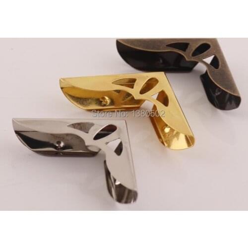 30pcs 30*30*7mm Top Quality Hollow Out Gold Color Corner Protector For Scrapbooking photo frame