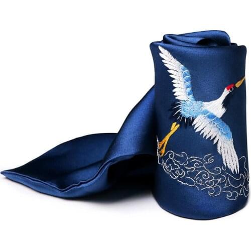 Chinese Hand Embroidery Silk Handkerchief Womens Portable Silk Handmade Embroidery Handkerchief Suzhou Embroidery Gift Artwork