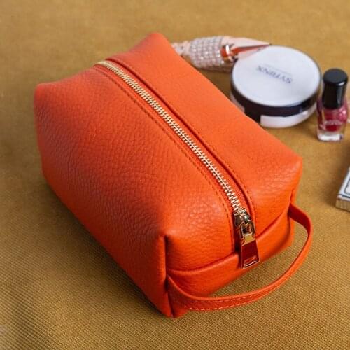 Fashion cosmetic bag natural real leather wash bag men and women travel portable simple large-capacity storage bag sundries bag