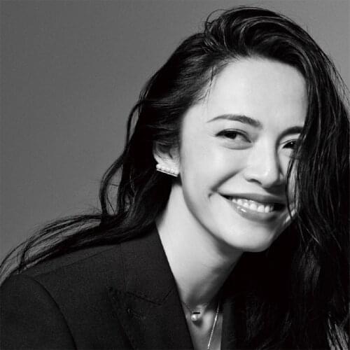 INS Chen Shu the same balance beam pearl earrings retro personality temperament wild European and American simple earrings new