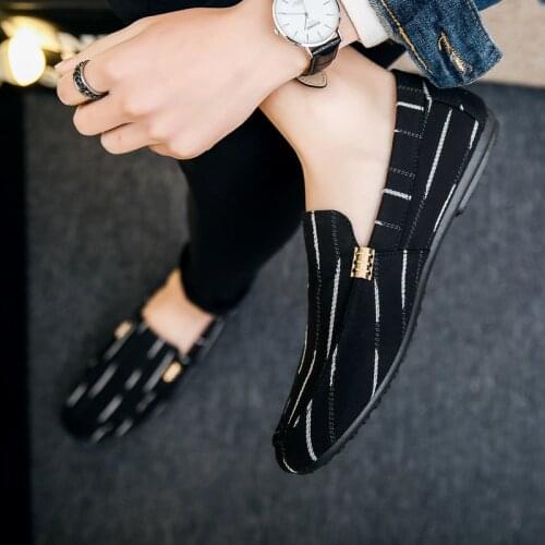 Summer Men Shoes Breathable Canvas Mens Loafers Fashion Casual Flat Shoes Comfortable Driving Shoes Men Sneakers Zapatos Hombre