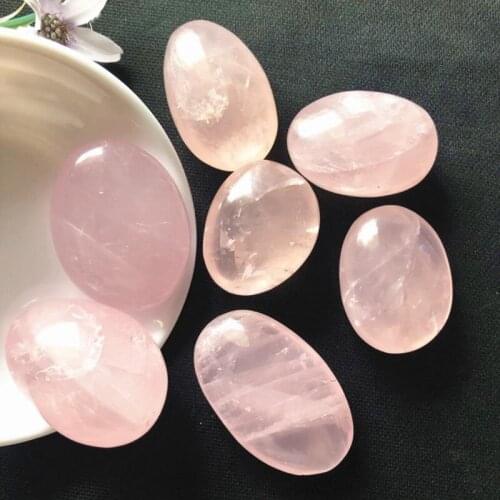 Natural rose quartz palm stones mineral crystal healing reiki massage gemstones home decoration
