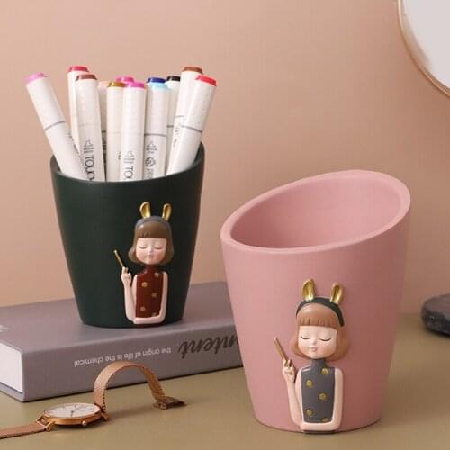 Cartoon Girl Makeup Brush Storage Box Resin Stationery Jewelry Storage Box Pen Holder Desktop Storage Organizer Home Decor