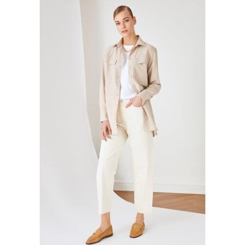 Trendyol Ecru Flare High Waisted Mom Jeans TCTSS21JE0639