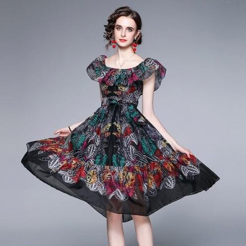 2021 Summer Womens Prom Dress European Casual Style One-neck Print Big Hem Dress New Waist Female Slim Dresses X126