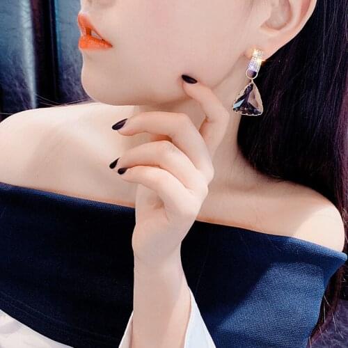 Fashionable zirconia inlaid geometric triangle Crystal Earrings personality fashion accessories