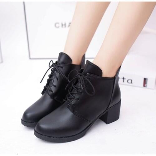 2020 New Business With Lace PU Shoes Classic Non-slip Wild Casual Comfortable Fashion Trend Womens Patent Leather Boots B20-70