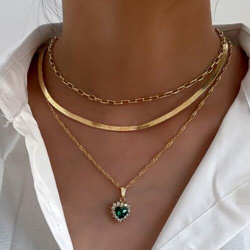 Golden Multilayer Metal Snake Chain Choker Necklace Jewelry Women Cute Crystal Heart Cross Portrait Twisted Chain Necklaces New