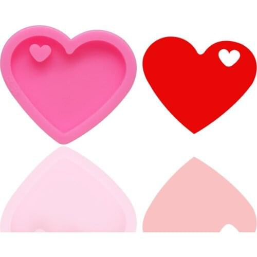 1Pcs DIY Silicone Epoxy Love Keychain Mold Crystal Love Fondant Cake Baking Mold Silicone UV Resin Molds Jewelry Making Tools