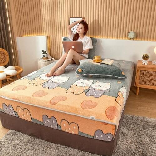 Coral velvet bedspread flannel mattress cover plus velvet bedspread dust cover anti-slip winter snowflake velvet bedspread
