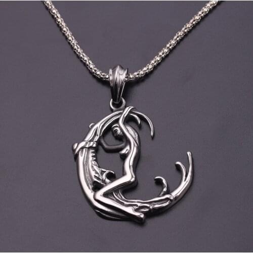 Ruby.Ruth Gothic Pendants