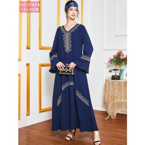 Embroidery Abaya Dubai Pakistani Hijab Muslim Fashion Dress Islam Clothing Abayas For Women Robe De Moda Musulmana Femme Kaftan
