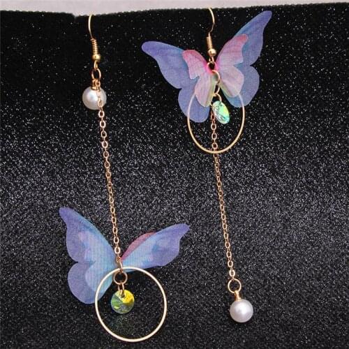 2021 Korea Retro Asymmetrical Exquisite Butterfly Imitation Pearl Alloy Long Wings Earrings For Womens Best Gift