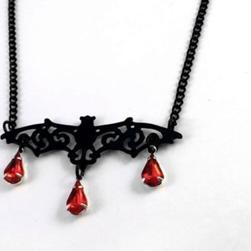 Goth Vampire Bat Necklace Black Bat Gothic Pendant Jewelry Punk Rock Statement Charm Gift Halloween Fashion Man Women 2021