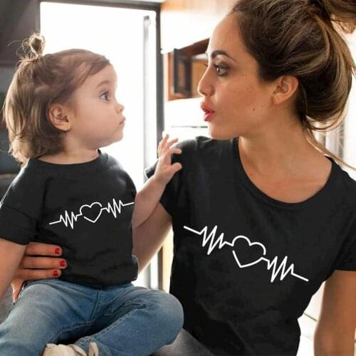 Mommy and Me Clothes Tshirt Summer Family Matching Clothes Mother Daughter Son Outfits Women Mom T-shirt Baby Girl Boys T Shirt