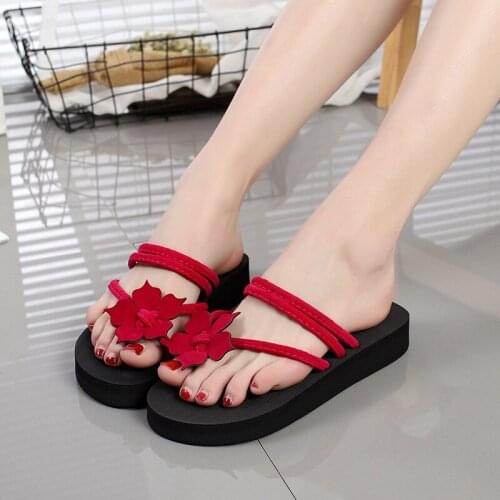 2019 Women Vulcanized Sneakers Breathable Flat Casual Classic Shoes Woman Spring Autumn Canvas Shoes White Black Red TUX24