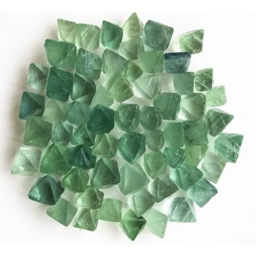 Dropshipping 50g 10-20mm Natural Crystal Green Fluorite Octahedron Stones Healing Crystal Gemstones Natural Stones and Crystals