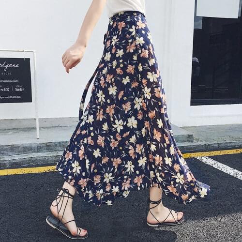 2021 High-Quality Breathable One-Piece Skirt Long Loose Beach Skirt in Summer Floral Face-Up Holiday Skirt