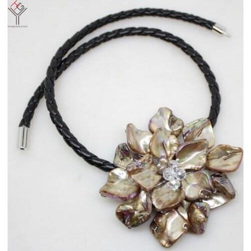 Women Classic Jewelry natural pearl coffee brown purple A flower pendant shell mother of pearl necklace black leather 18"