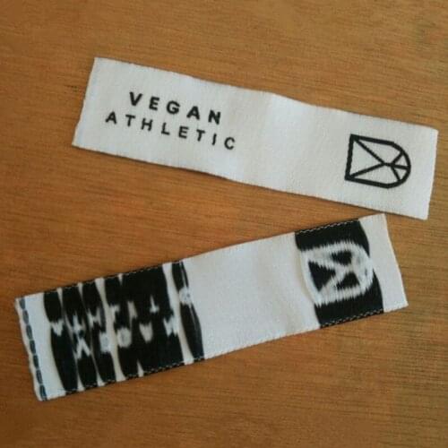 Custom shop name White damask woven label clothing Straight cut tags 77 mm * 20 mm