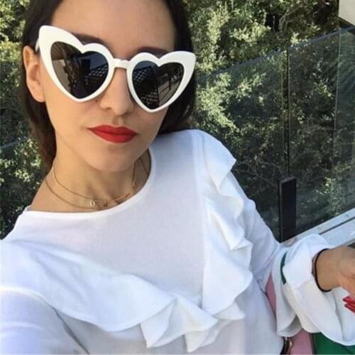 Cute Sexy Love Heart Shaped Sunglasses Women Brand Designer Retro Cat Eye Sun Glasses Vintage Female Frame Eyewear Shades UV400