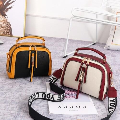 New womens crossbody bag Belt decoration Small square package Korean fashion shoulder bag henglian 24X12X18cm