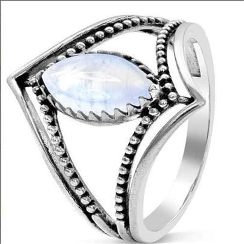 Wholesale Fashion Jewelry Retro Charm Rings Femme Natural Moonstone Personaliy Rings for Water Droplets Women Ring