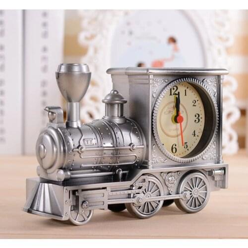 Vintage Home Clock Fashion Personalized Golden Retro Steam Train Motorcycle Model Bedroom Desk Alarm Clock Best Gifts