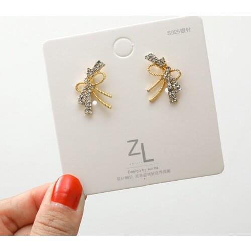 Punk Girl Fashion Earrings 2020 New Temperament Shiny Crystal Bow Knot Ladies Gentle Earrings Wholesale Women Hypoallergenic