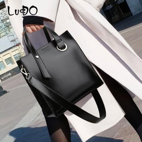 LUCDO Solid color Leather Luxury Handbags Women bags designer Large Capacity Totes Bag Retro shoulder Messenger Crossbody bag