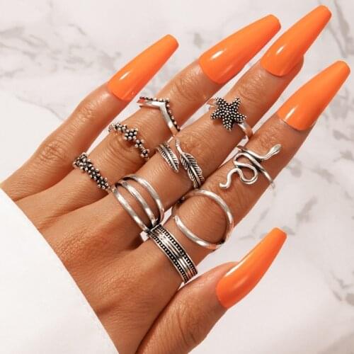 9Pcs/Set Bohemian Fashion Personality Leaf Star Snake Rings for Women Party Knuckle Ring Set