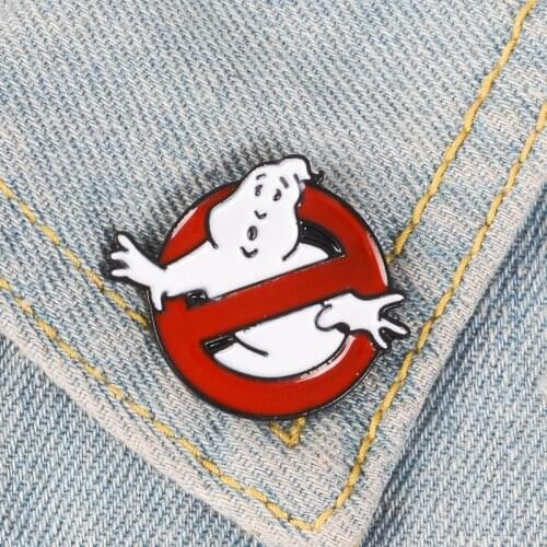 Round Cartoon White Ghost Badge Brooch For Movie Fans Fantasy Movie Circular Enamel Lapel Pins Brooch For Kid and Friends