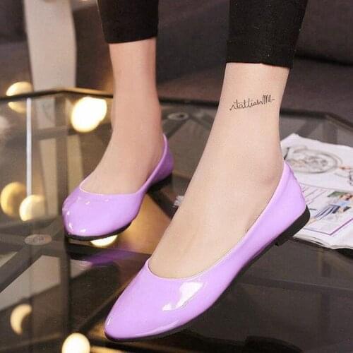 Large Size Womens Single Shoes Patent Leather Candy Color Flat Pumps Go To Work All-match Work Shoes Four Seasons Womens Shoes