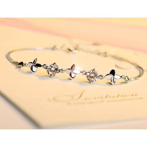 Subeads Four Petals Flower Colorful Transparent Rhinestone Bracelet for Women Party Wedding Simplicity Bracelet Fine Jewelry