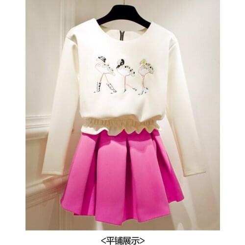 2020 Korean red-crowned print cute Sweatshirt Womans Pearl Beaded 3d jumper white Long Sleeve sweatshirt Elegant peplum tops