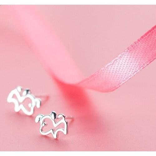 Personality Creativity Hollow Out Dog Stud Earring Fashion Cute Mini Girl Earring for Women Elegant Birthday Party Jewelry