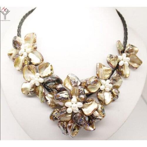 Women Jewelry natural white pearl brown coffee 5 flowers pendant shell mother of pearl necklace black leather 18"