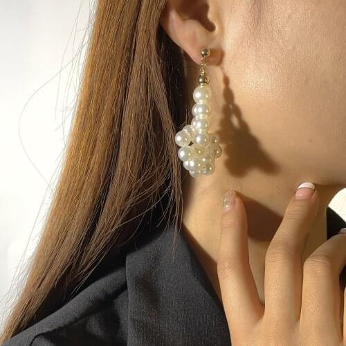 2021 New Fashion Baroque Imitation Pearl Womens Earrings Pendant Sweet Romantic Earrings Wedding Accessories Korean Version