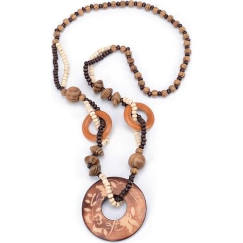 Hand Carved Exotic Indiana Printing Hollow Round Woody Beaded Pendant Necklace Fashion Jewelry for Women Birthday Gift Present