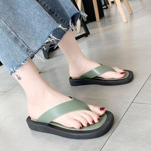 2021 New Summer Womens Shoes Slippers Soft Flats Ladies Outside Open Toe Shoes Solid PU Womens Flip Flops Zapatillas Mujer