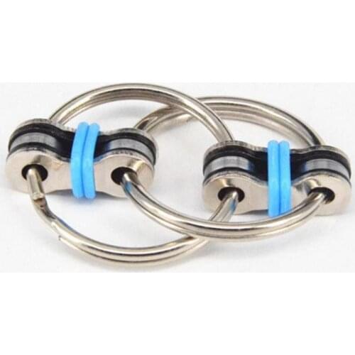 500pcs New Key Ring Hand Tri-Spinner Reduce Stress Fidget Toy For Autism Nail Care